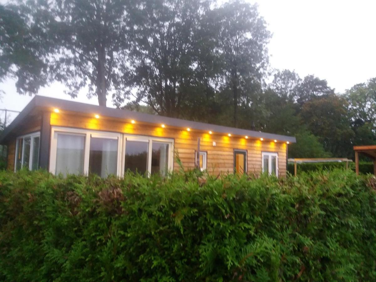 Luxe Bungalow Op Rustig Vakantiepark. Dronrijp Luaran gambar