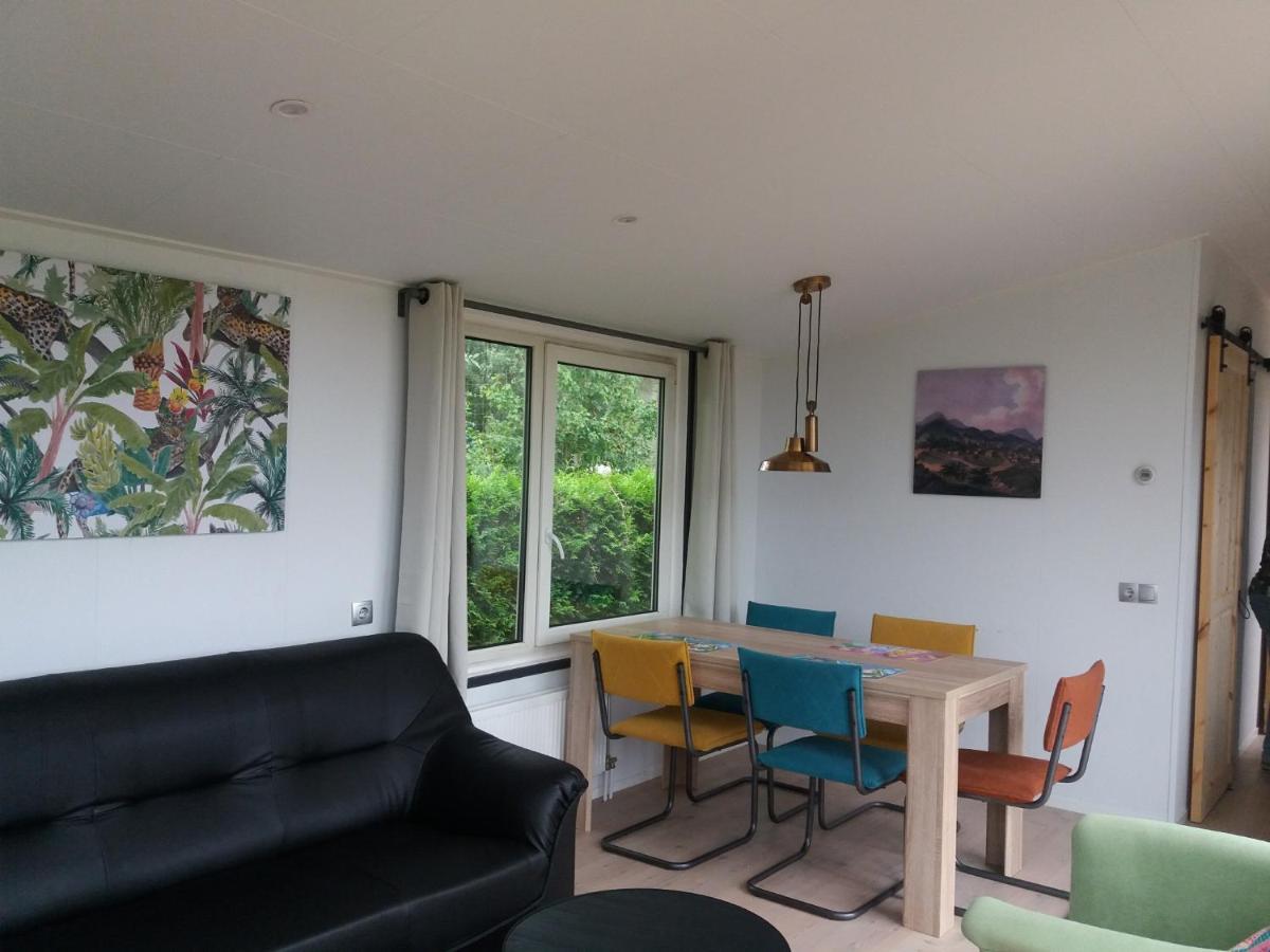 Luxe Bungalow Op Rustig Vakantiepark. Dronrijp Luaran gambar